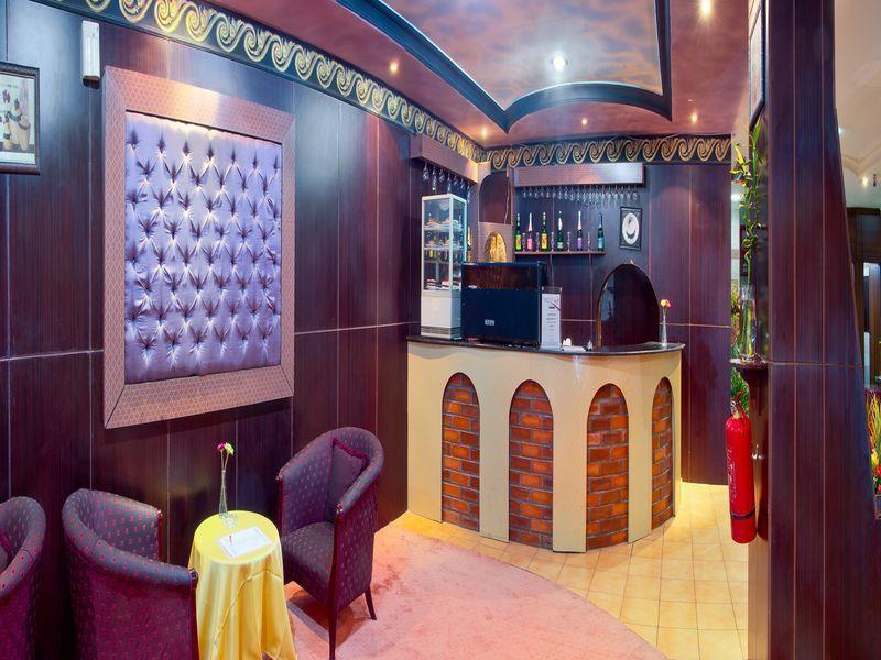 Al Farhan Hotel Suites Riad Exterior foto